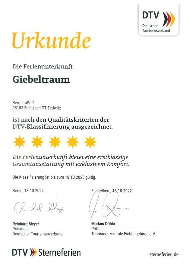 Chalet-Ferienwohnung Giebeltraum, 115 Qm, Wellness/Fitness/Sauna - Bergroedelhof Feilitzsch Exterior foto